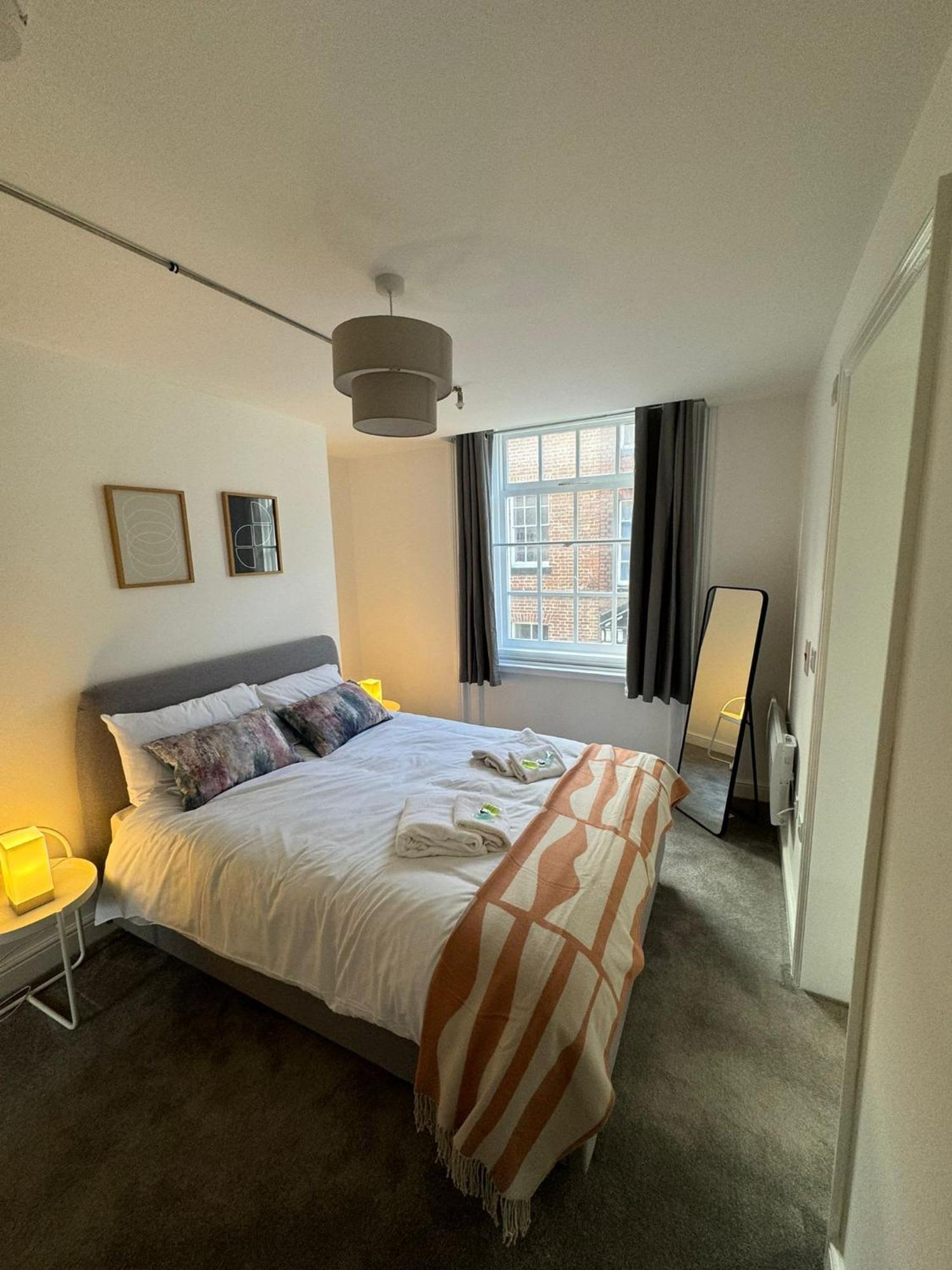 Beautiful 1 Bed 20Mins To Central Manchester Bolton Zewnętrze zdjęcie